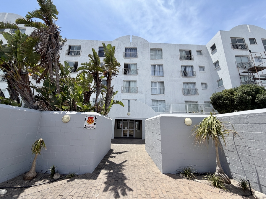 2 Bedroom Property for Sale in Beachfront Western Cape